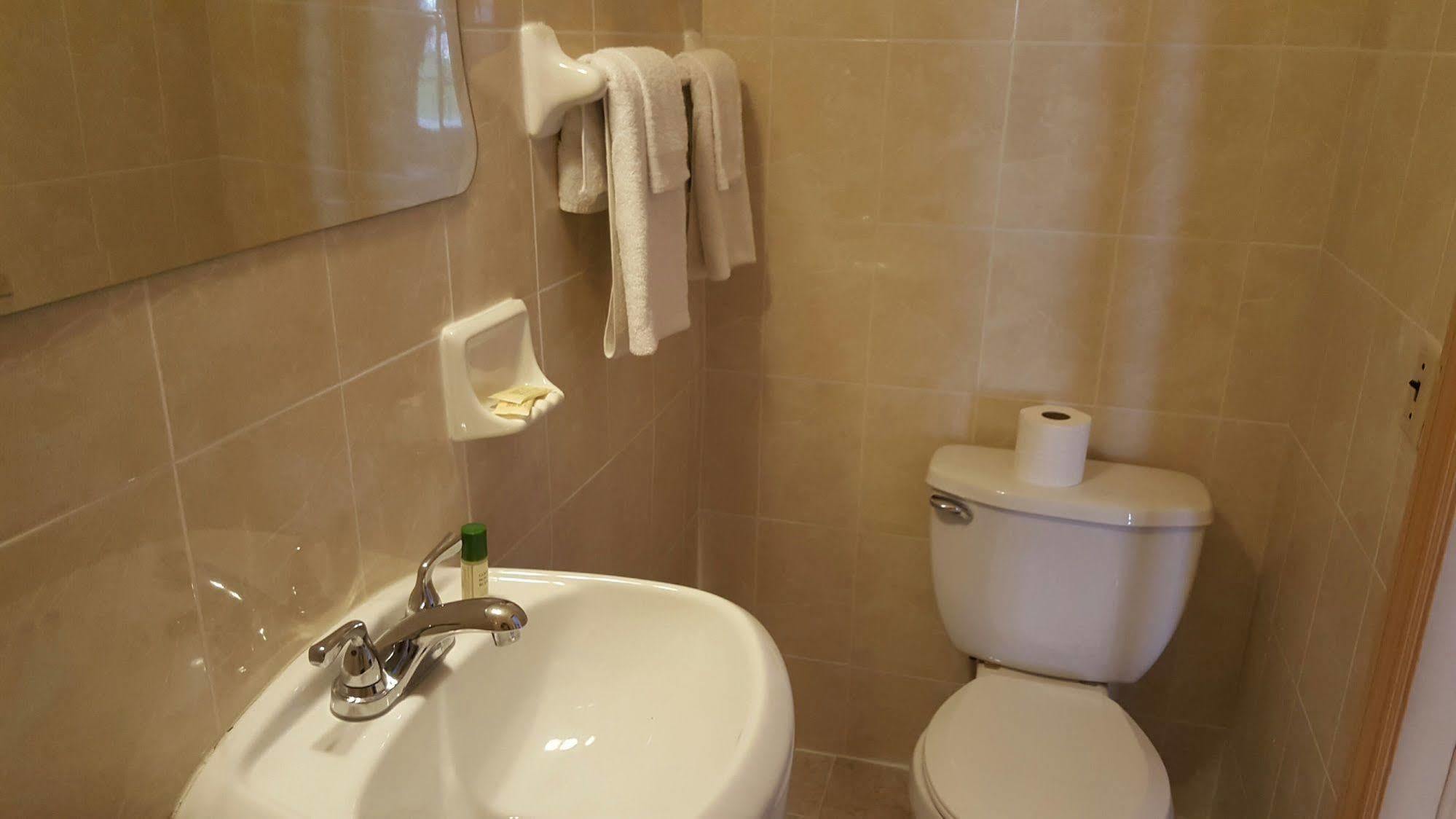 Deluxe Inn Motel - Homestead Zewnętrze zdjęcie
